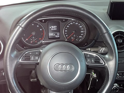 Audi Audi 